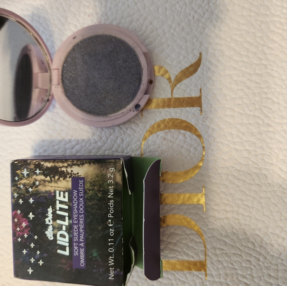 Lily Pad Eyeshadow Palette